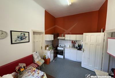 Apartament cu 5 camere semidecomandat în Central - 27