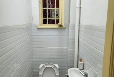 De vanzare apartament 6 camere Piata Romana. Pret NEGOCIABIL De vanzare apartament 6 camere Piata Romana. Pret NEGOCIABIL - 10