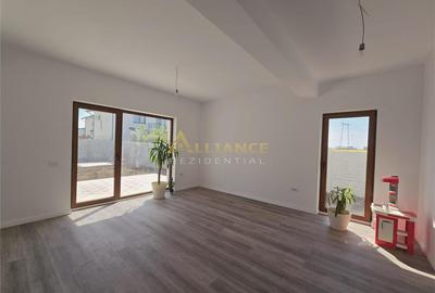 Casă cu 5 camere cu Teren 401 Mp în Berceni - 2