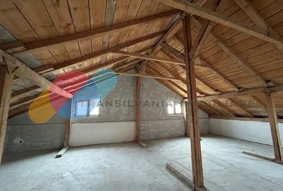 Duplex cu 4 camere cu Canalizare în Copăceni - 14