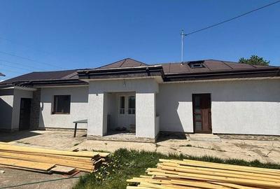 Casă cu 4 camere cu Teren 1070 Mp în Central - 17