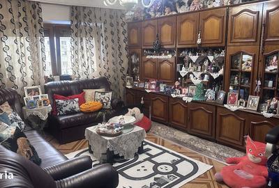 Apartament cu 4 camere decomandat în Poarta 6 - 5