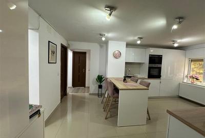 Apartament cu 3 camere decomandat, mobilat în Central - 12