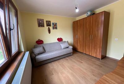 Casă individuală cu 3 camere cu Canalizare în Gepiu - 12