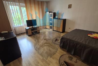 Garsonieră decomandată, mobilată în 13 Septembrie - 4