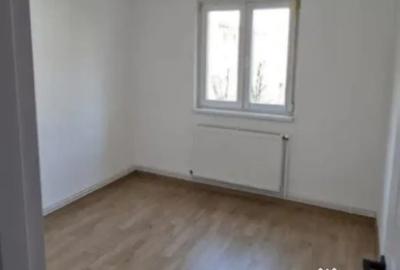 Apartament cu 2 camere semidecomandat în Centrul Civic - 1