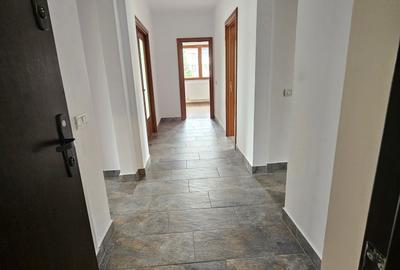 Apartament 3 camere, decomandat, bloc 2013, Ghe Ionescu Sisesti, fără credit - 10