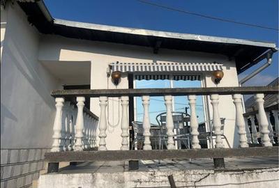 Casă cu 4 camere în Central - 4