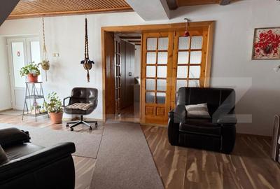 Casa de vanzare cu teren generos la doar 15 minute de - 2