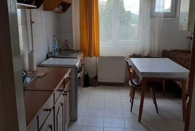 Apartament cu 4 camere decomandat în Marghita - 7