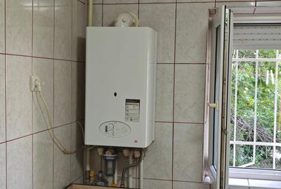 Apartament cu 3 camere ~ zona Micro 14 ~ parter din 4 ~ renovat recent ~ - 2