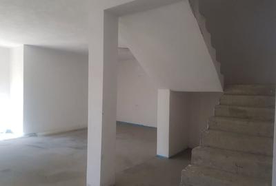 Casă cu 5 camere în Bârsești - 9