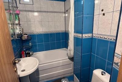 Apartament cu 3 camere semidecomandat, mobilat în Viziru 1 - 5