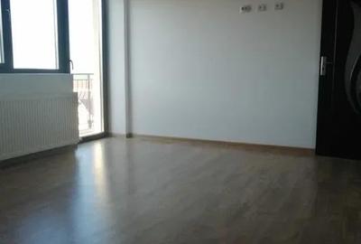 Apartament cu 1 camera decomandat, loc de parcare  - Lunca Cetatuii - 1