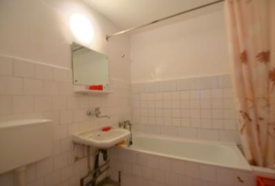 De inchiriat apartament cu 2 camere, decomandat_- Complexul Studentesc - 12