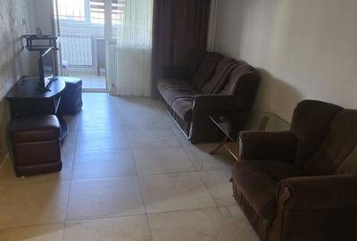 Apartament cu 3 camere decomandat în Central - 2