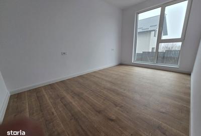 Apartament cu 3 camere în Rediu - 6