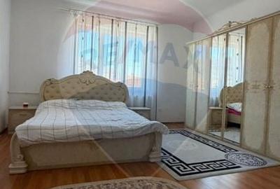 Casă cu 4 camere cu Teren 702 Mp în Axente Sever - 3