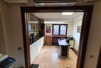 Apartament cu 3 camere de vanzare in Campina - Zona ultra... - 2