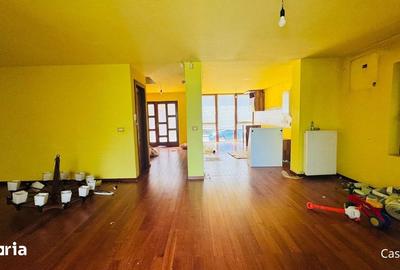 Casă cu 5 camere cu Teren 443 Mp în Lunei - 11