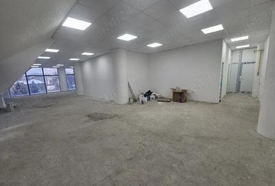 Spațiu comercial, de 130 mp, în Central - 1