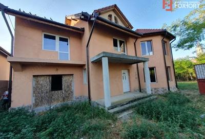 Casa individuala cu 5 camere si 2 bai, Central Jebel - 20