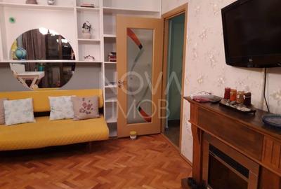 Apartament cu 32 camere decomandat, mobilat în Hipodrom 2 - 3