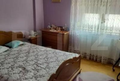 Apartament cu 3 camere semidecomandat, mobilat în Rădăuți