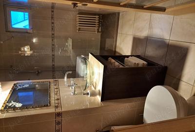 Apartament cu 2 camere decomandat în Central - 1