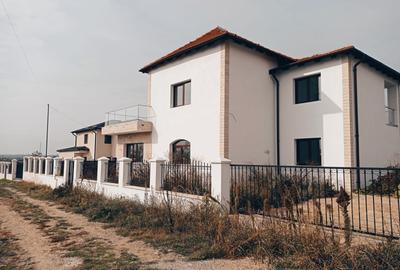 Casă / vilă Ștefănești / comuna Călinești , finisaje moderne ! - 2