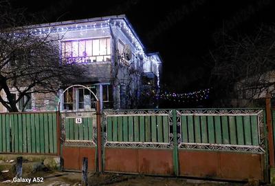 Casă cu 10 camere cu Teren 350 Mp în Central - 2