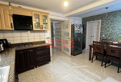 Casă cu 4 camere cu Teren 560 Mp în Nicolae Titulescu - 18