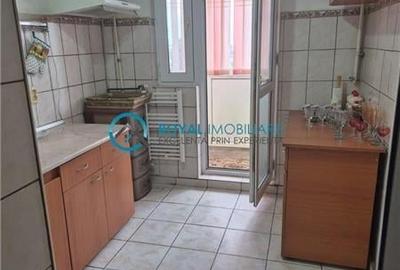 Royal Imobiliare - Vanzare apartament 2 camere zona Vest - 4