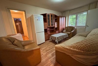 Apartament 3 camere semidecomandat, etaj intermediar - 7