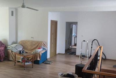 Vila S+P+1E deosebita proiect canadian - 4