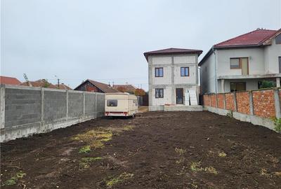 Casă cu Teren 577 Mp în Bujac - 2