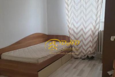 NICOLINA, Ap. 3 cam, Decomandat - 12