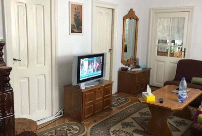 Casă cu 5 camere în Ultracentral - 1