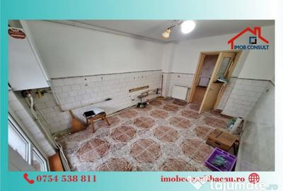 Apartament cu 3 camere decomandat în Mioriței - 2