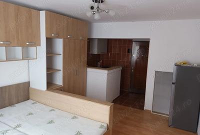 Inchiriez garsoniera - 1