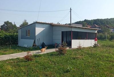 Casă individuală cu 2 camere cu Canalizare în Drăganu - 2