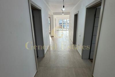 Casă cu 4 camere în Central - 2