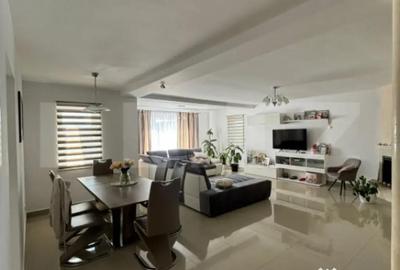 Casă cu 5 camere cu Teren 1400 Mp în Central - 3