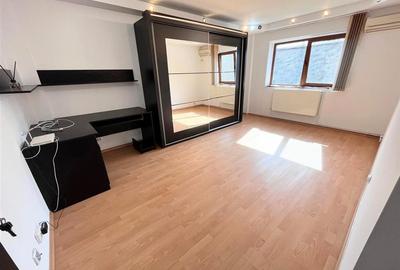 Apartament cu 2 camere decomandat, mobilat în Nicolina