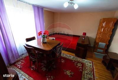 Casă cu 4 camere cu Teren 3409 Mp în Șoimuș - 16