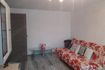 Apartament cu 3 camere semidecomandat în Viziru 1 - 2