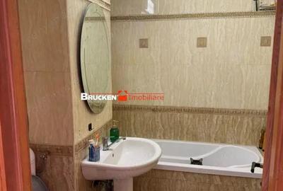 Apartament cu 3 camere decomandat în Decebal - 4
