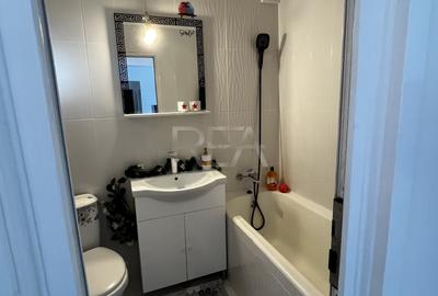 Apartament cu 3 camere semidecomandat, mobilat în 1 Decembrie 1918 - 12