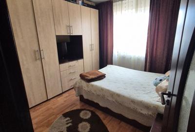 Apartament cu 2 camere semidecomandat în Craiovița Nouă - 4
