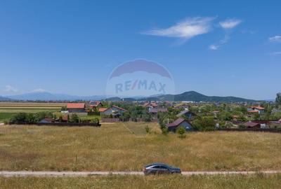 Teren de 900 mp, în Hărman